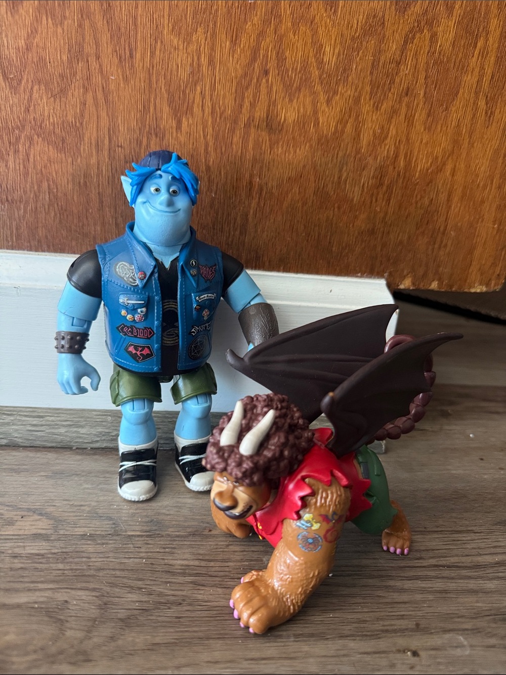 2019 Disney Pixar Onward Barley Lightfoot & Corey Manticore Figures